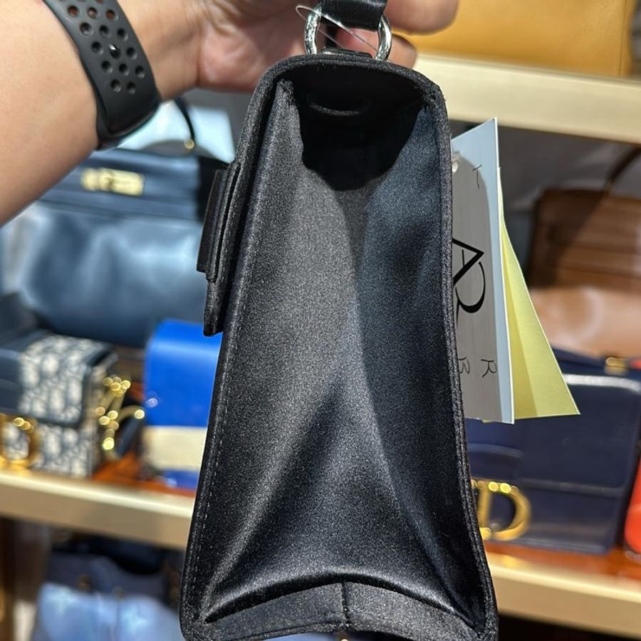 Ferragamo velvet bag 絲絨經典包-1