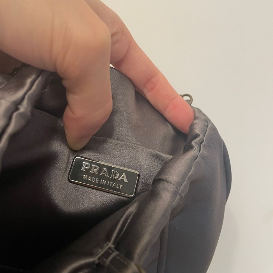 Prada 迷尼手拿包-1
