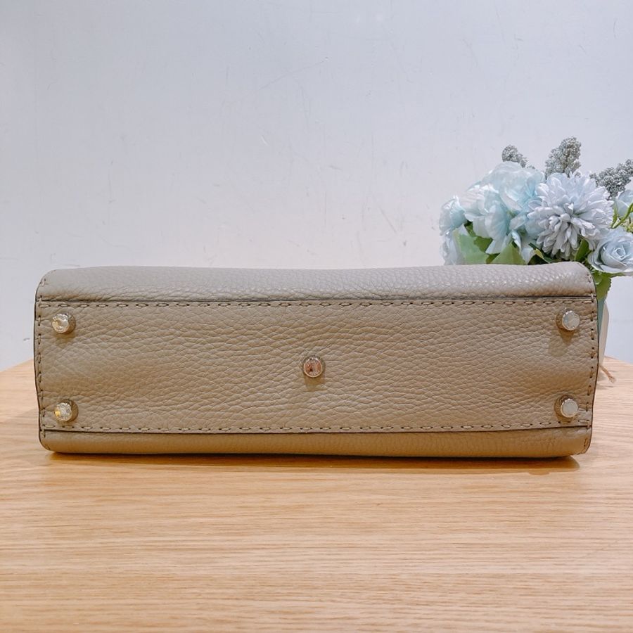 TW4263 FENDI 芬迪中號外縫走線雙面兩用肩帶包包BEIGE SELLERIA PEEKABOO MEDIUM TOP HANDLE BAG-24