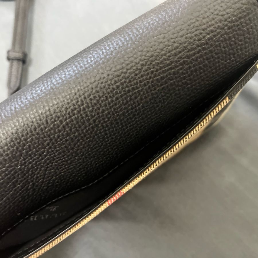 Burberry WOC-8