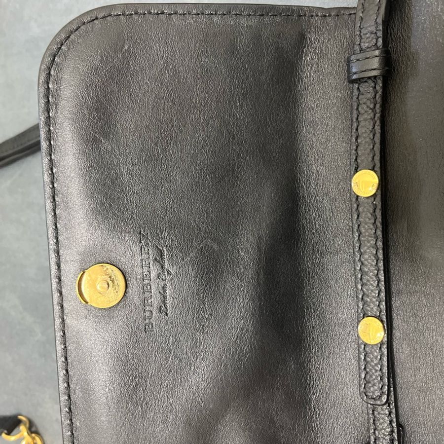 Burberry WOC-17