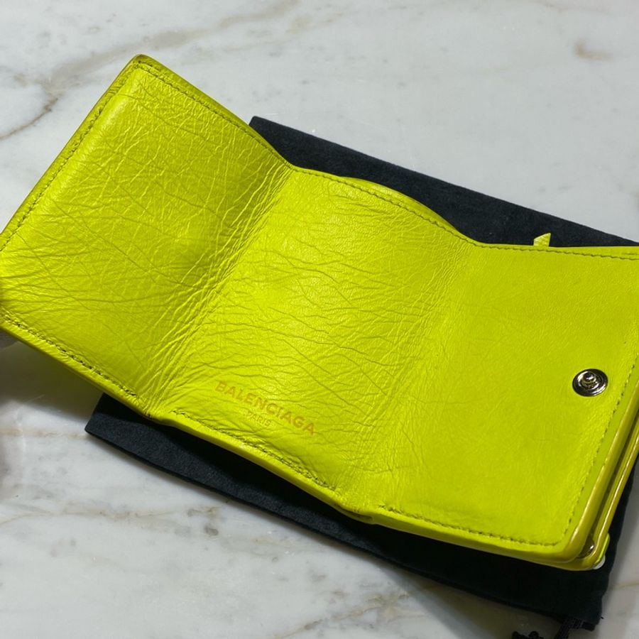 Balenciaga Mini Neo Classic wallet 小牛皮 檸檬黃 短夾-17