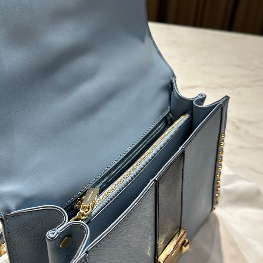 Michael Kors Whitney 牛皮 牛仔藍 拼色 信封包-10