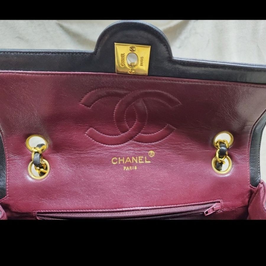 Chanel vintage 巴黎限定黑色小羊皮掀蓋包 菱格紋肩包 古董包 雙色扣 香奈兒-28