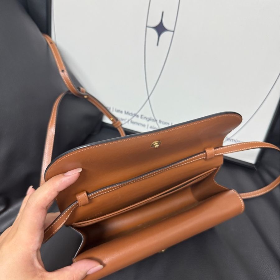 Celine 相機信封包😝超大容量-5