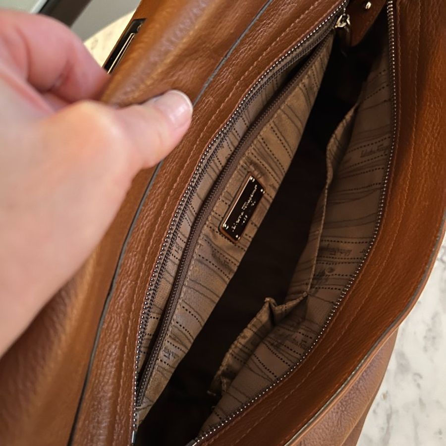 Salvatore Ferragamo Sofia 大型牛皮手袋|經典款・近全新-10