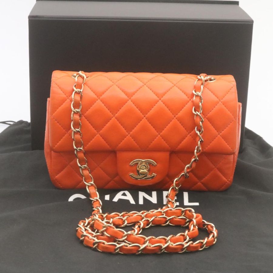【日本直送】CHANEL Matelasse 迷你鏈條翻蓋經典單肩包 小羊皮 橙色 CC 29106AM-11