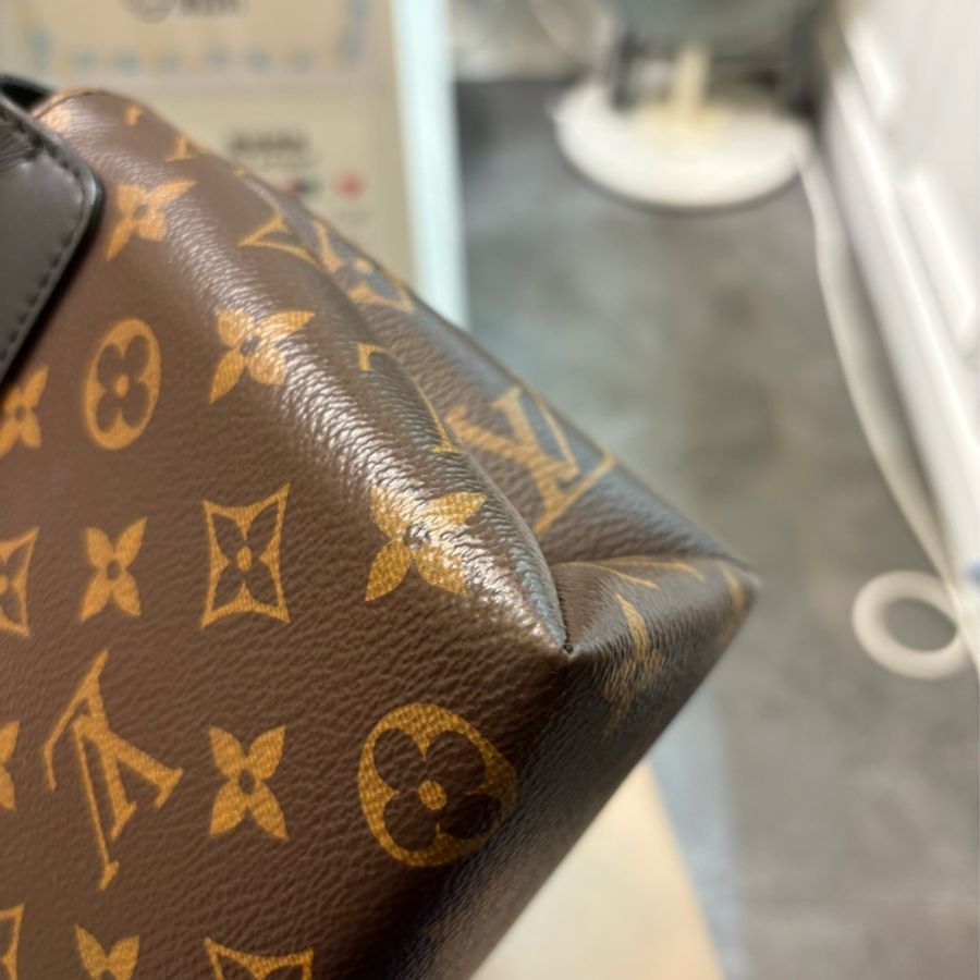 Louis Vuitton Locky bb-9