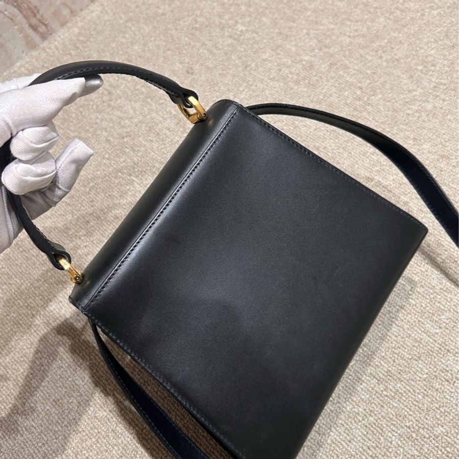 菲拉格慕 kelly黑金-4