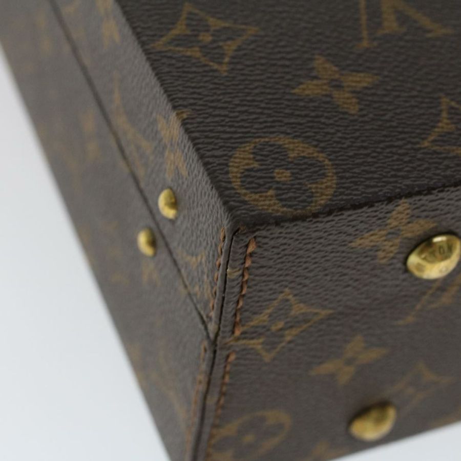 【日本直送】路易威登 Monogram Boite Bijou Trunk M47120 LV Auth 49667SV-15