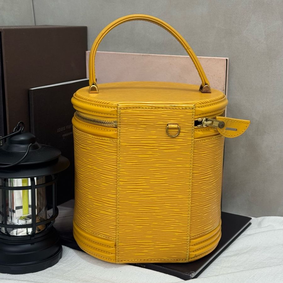Louis Vuitton 圓桶手提化妝包-2
