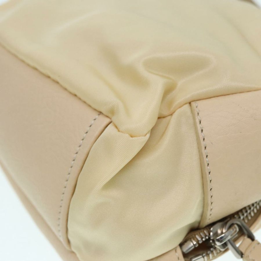 【日本直送】PRADA 尼龍米色銀色手拿包 正品 ki4892-15