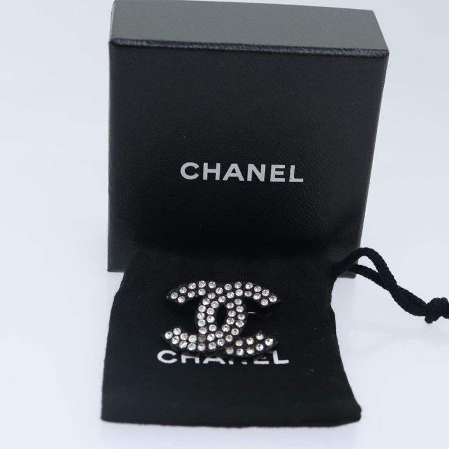 【日本直送】香奈兒 (CHANEL) 銀色金屬雙C標誌寶石胸針,貨號89004-9