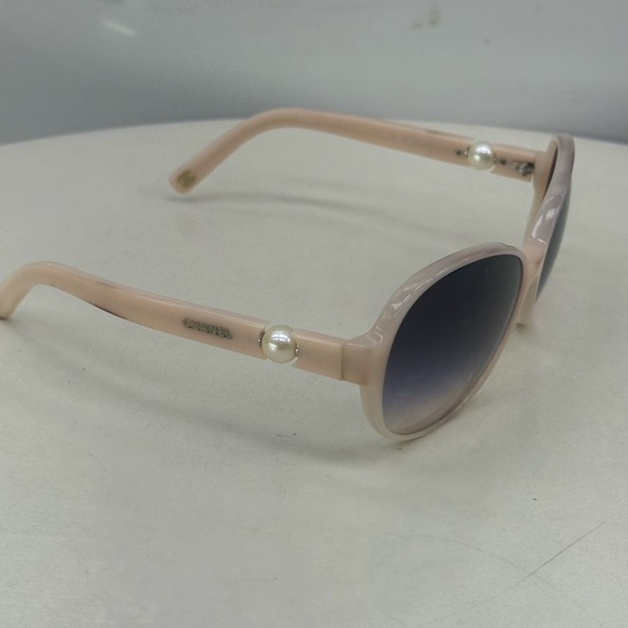 Chanel Sunglasses-7