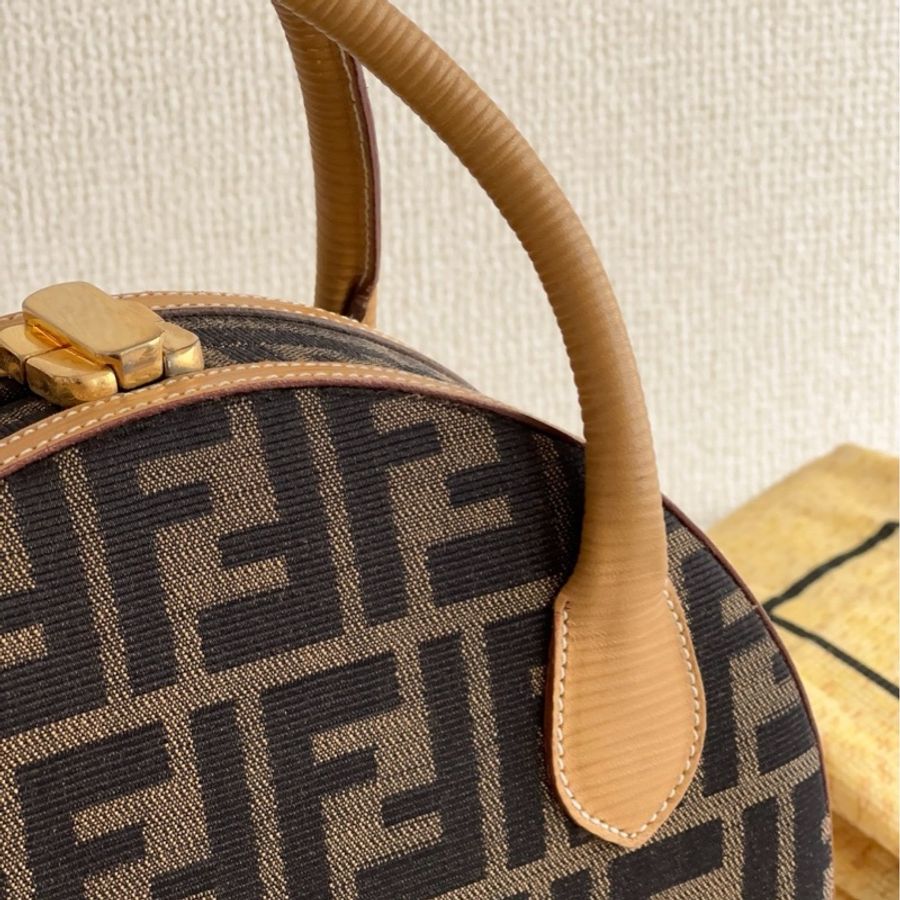 FENDI Zucca 老花帆布 × 真皮 手提包-4