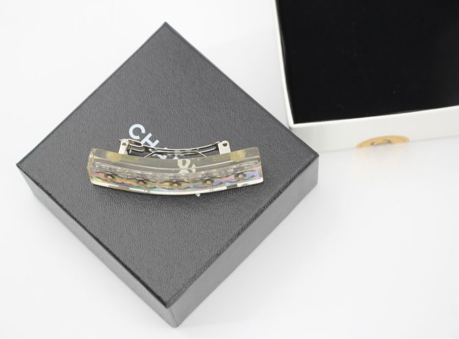 Chanel Vintage 97P幻彩樹脂銀色五個CC Logo髮夾-4