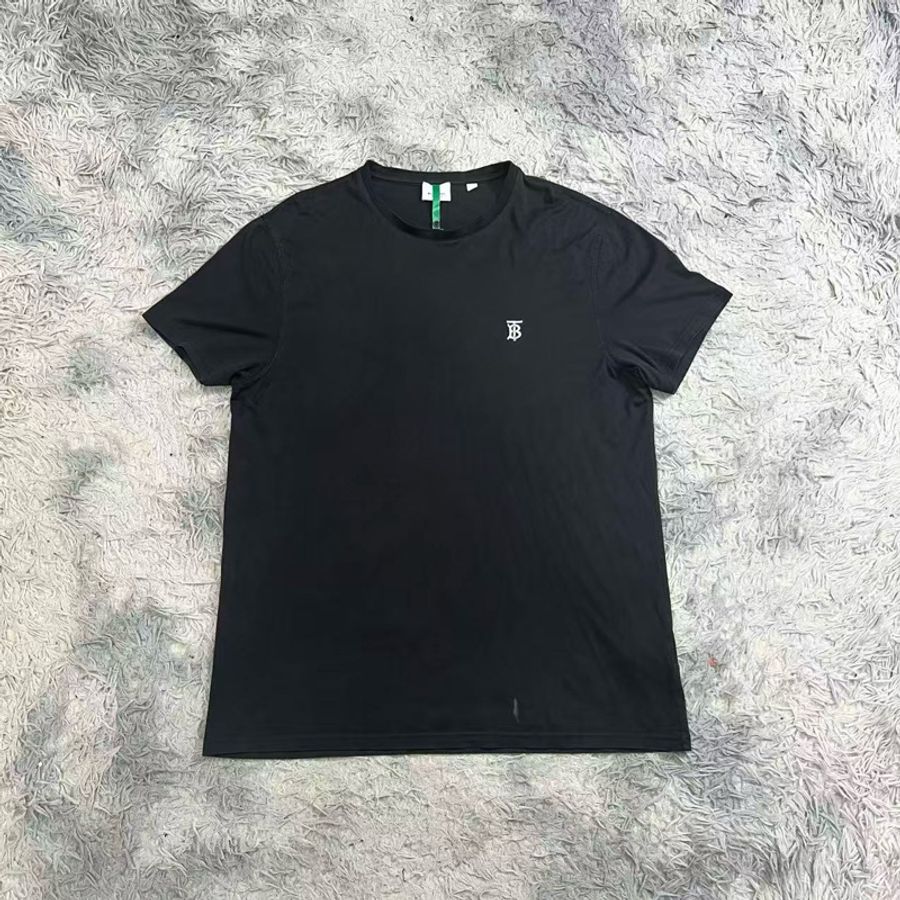 Burberry 巴寶莉 AI教父黃仁勳身著的萬元黑色短袖 好價帶走-1