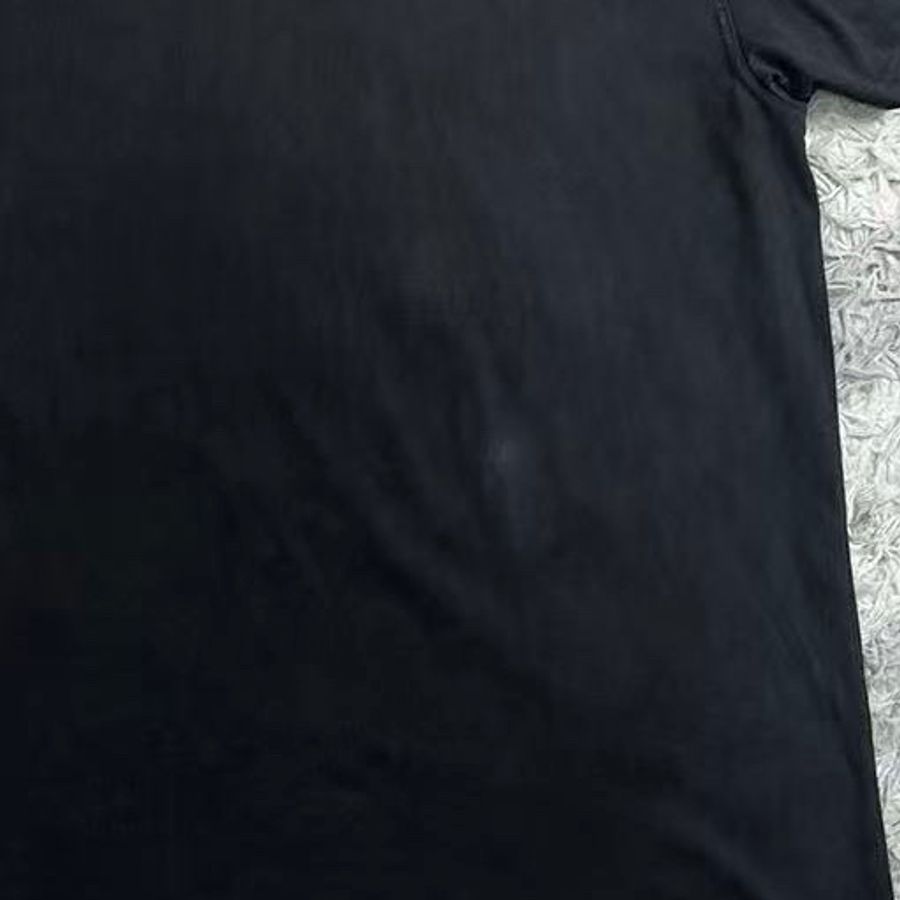 Burberry 巴寶莉 AI教父黃仁勳身著的萬元黑色短袖 好價帶走-5