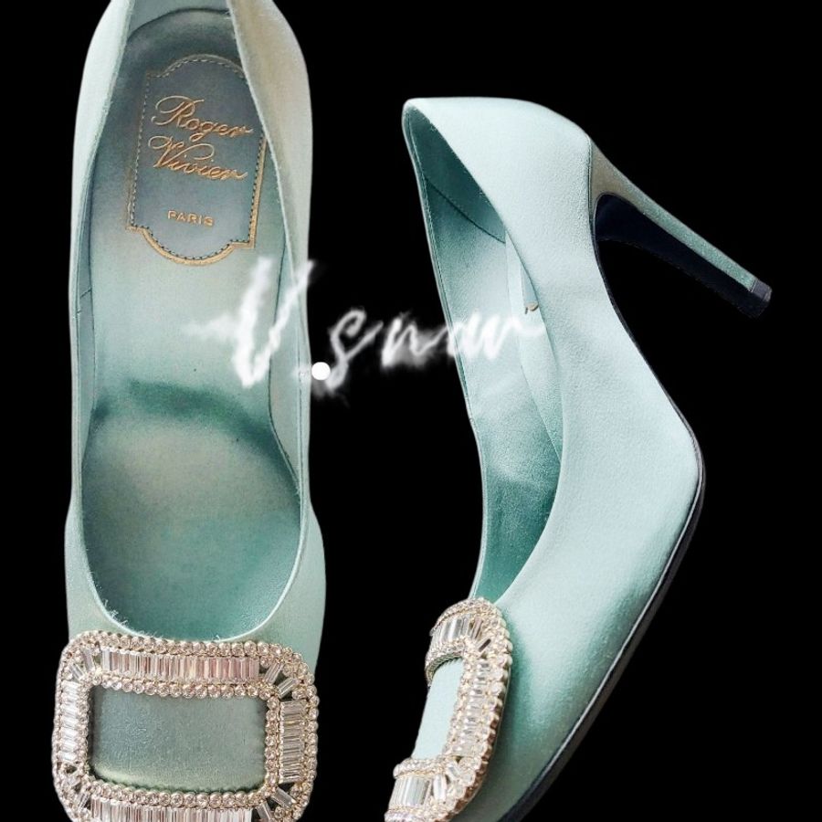 Roger Vivier
Roger Vivier RV Belle de
Nuit 經典鑽釦高跟鞋/晚宴鞋-8