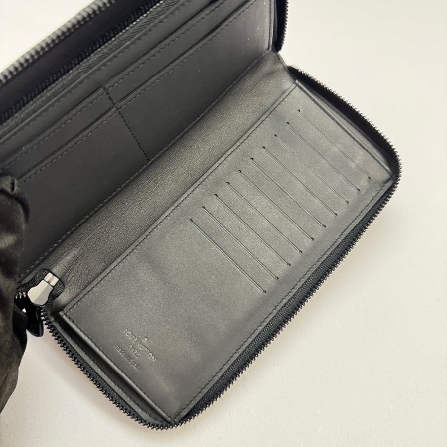 (極新全配💝) LV M69047 Taurillon 最頂級牛皮 長夾 專櫃42600-12