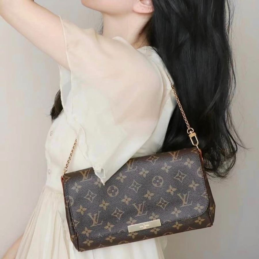 LV 經典老花M40718 🎀現品實拍 🎀 Favorite MM 經典花紋鍊條肩背包 斜背包~二手-27