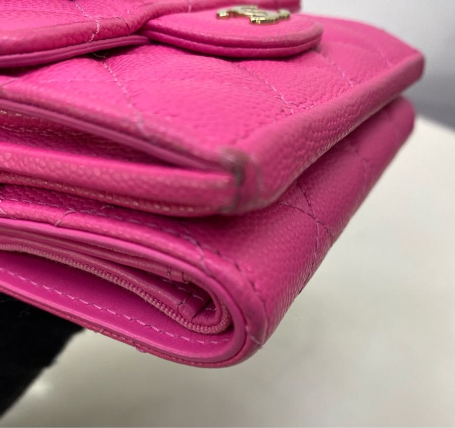Chanel short wallet caviar pink/ gold-17