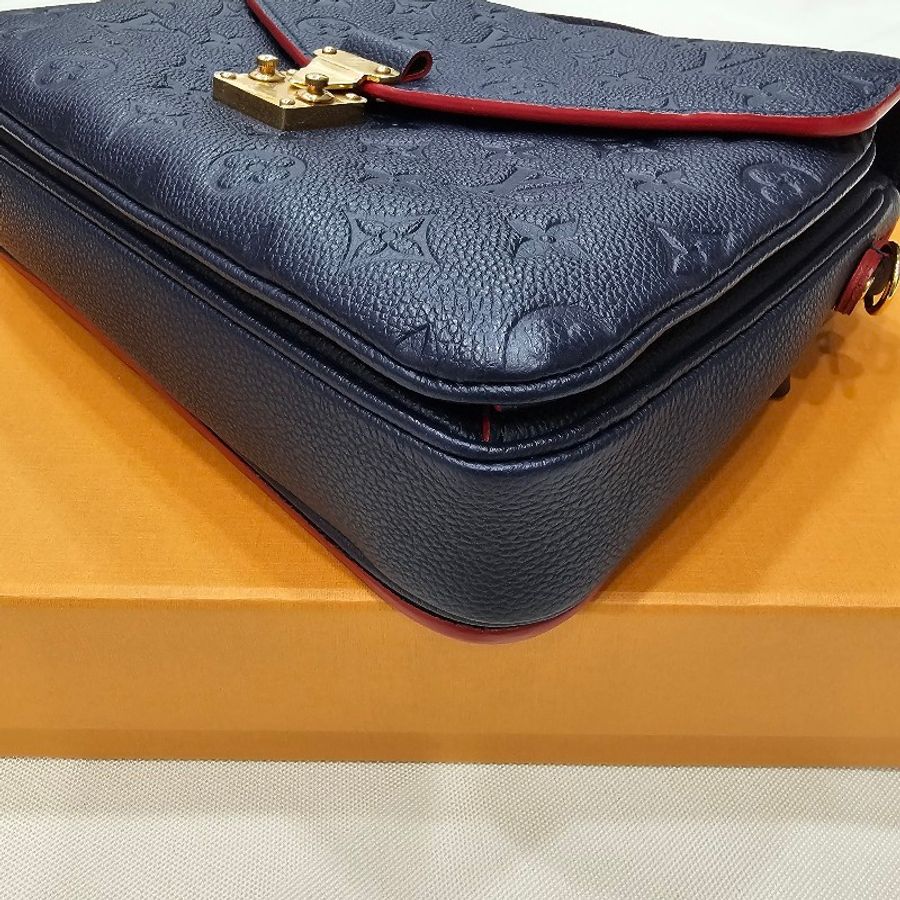 LV 郵差包*晶片款(深藍)全新!-9
