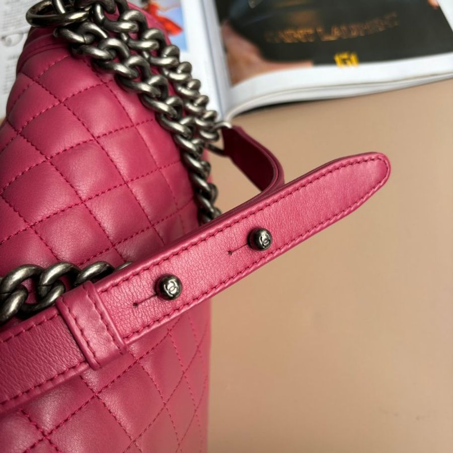 ::CHANEL:: 經典BOY系列 莓粉色皮革 復古銀釦25公分-20