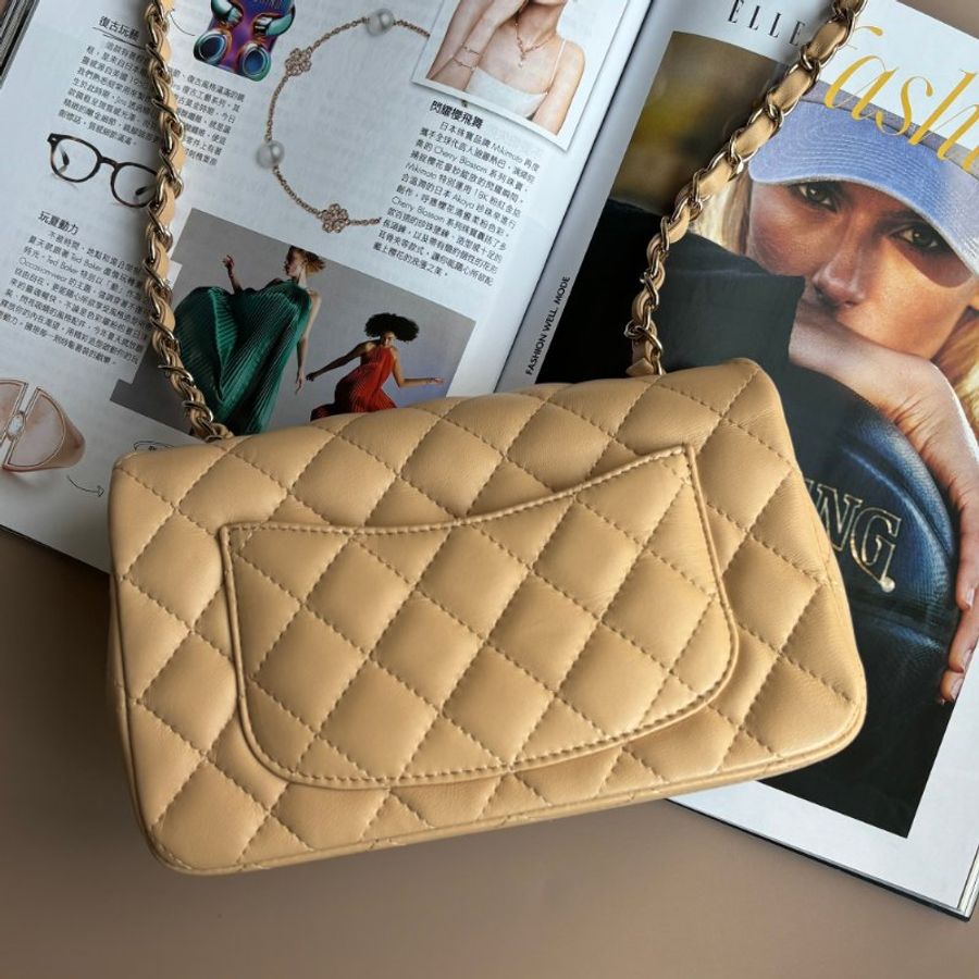 ::CHANEL:: 奶茶菱格羊皮COCO20-1