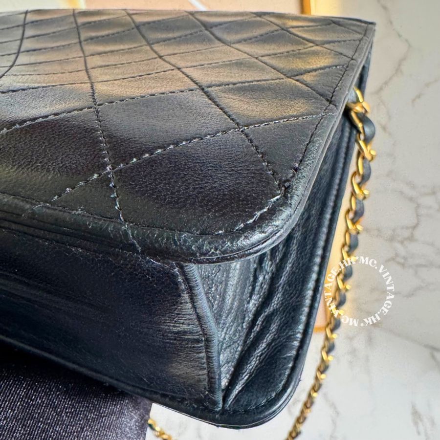 CHANEL Vintage Push-Lock 中古 按扣 肩帶包-16