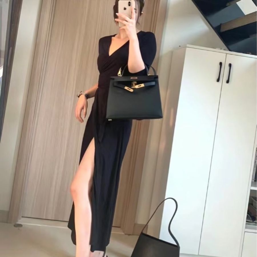 愛馬仕 Hermes Kelly28黑金 框Q Epsom皮 外縫~-1