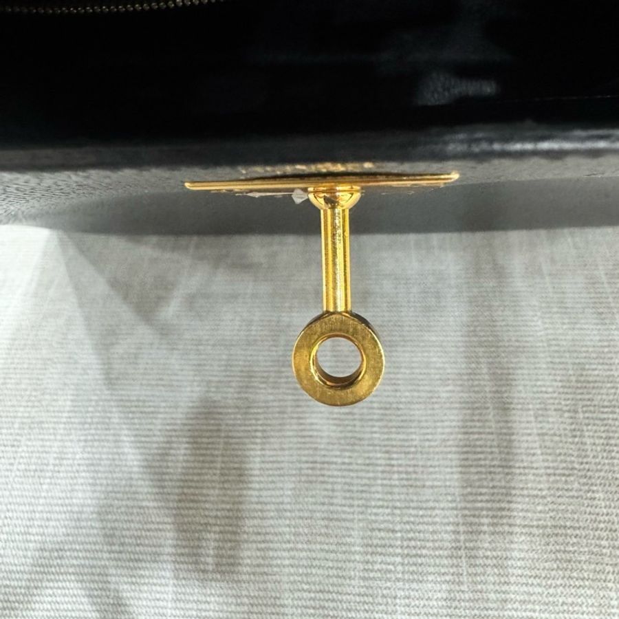 愛馬仕 Hermes Kelly28黑金 框Q Epsom皮 外縫~-51