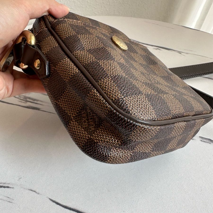 Lv 咖棋盤絕版小方包❤️❤️😻-4