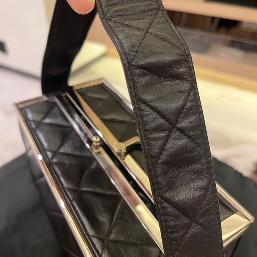 chanel vintage中古羊皮化妝包-4
