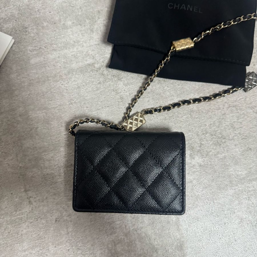 正品 Chanel 限量款荔枝皮黑金斜背小包-1