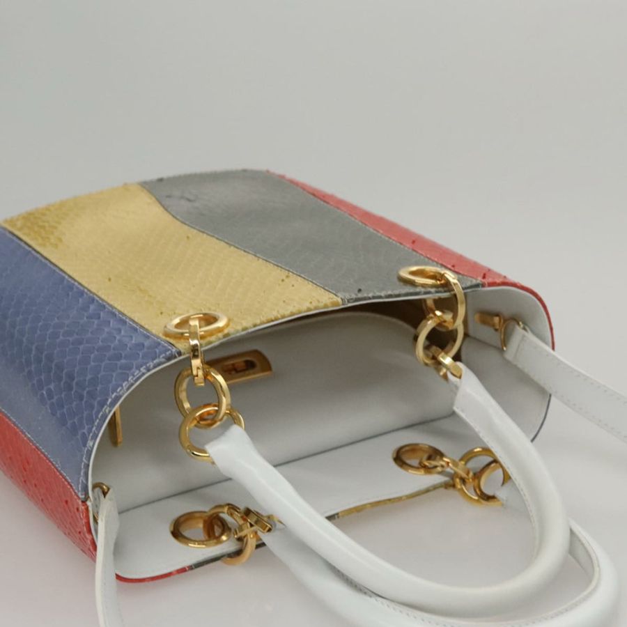 【日本直送】Salvatore Ferragamo Gancini 壓花皮革雙肩包 多色款 Auth 109792V-5