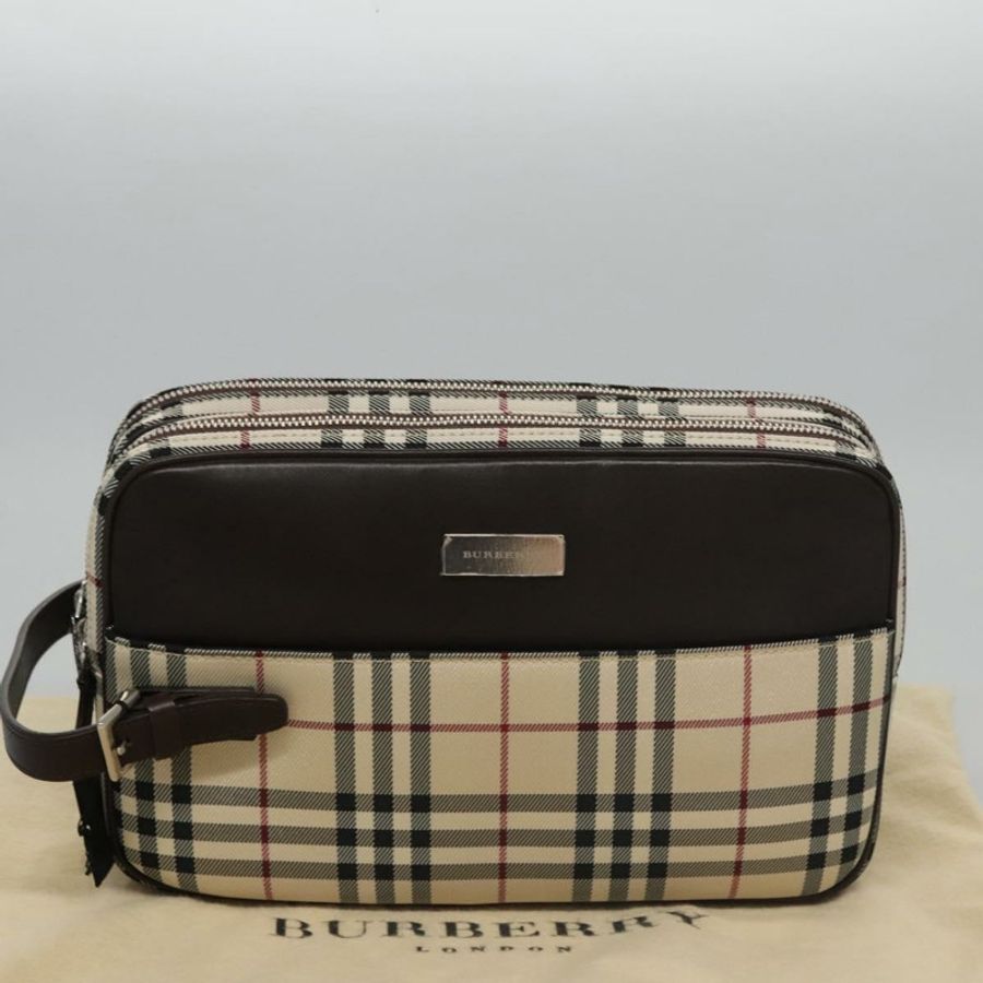 【日本直送】BURBERRY Nova 格紋手拿包 尼龍 米色 正品 BA224AV-11