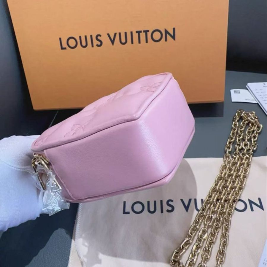 ✨LV 七夕限定 粉色愛心包 字母壓花 全新全配-1