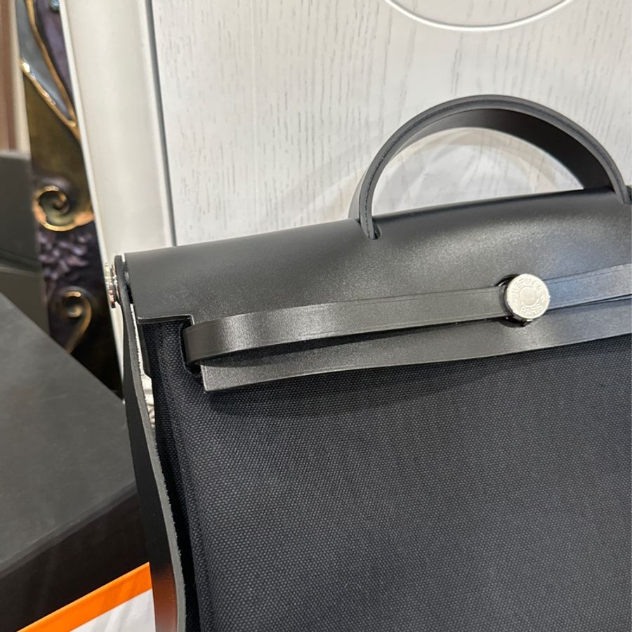 🈶購證 #閒置新 愛馬仕黑銀herbag39郵差斜挎包🔥全網最低🔥-12