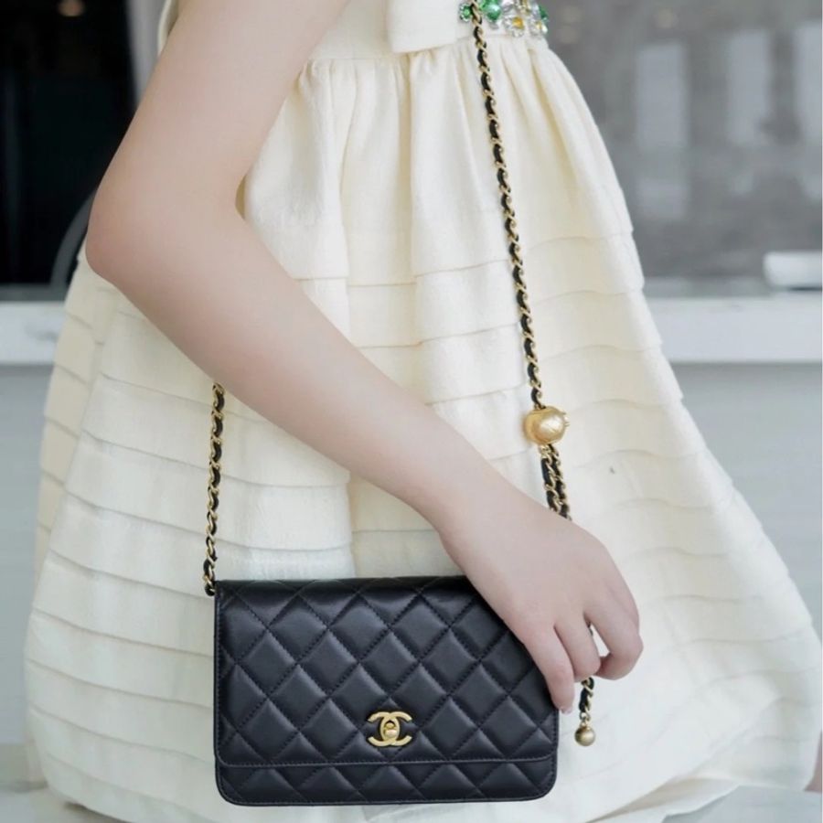 Chanel黑金金球Woc肩帶🉑調🉑肩背 99新閒置✨配件齊全-2