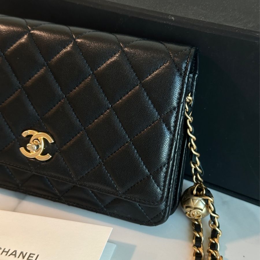 Chanel黑金金球Woc肩帶🉑調🉑肩背 99新閒置✨配件齊全-11