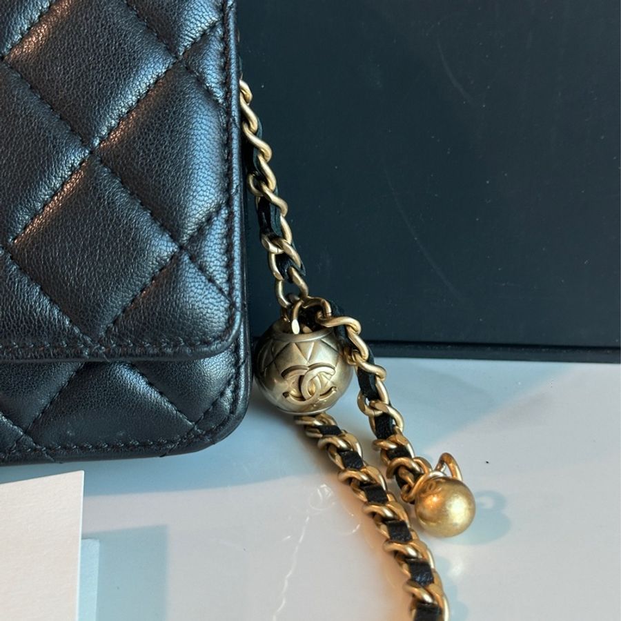 Chanel黑金金球Woc肩帶🉑調🉑肩背 99新閒置✨配件齊全-12