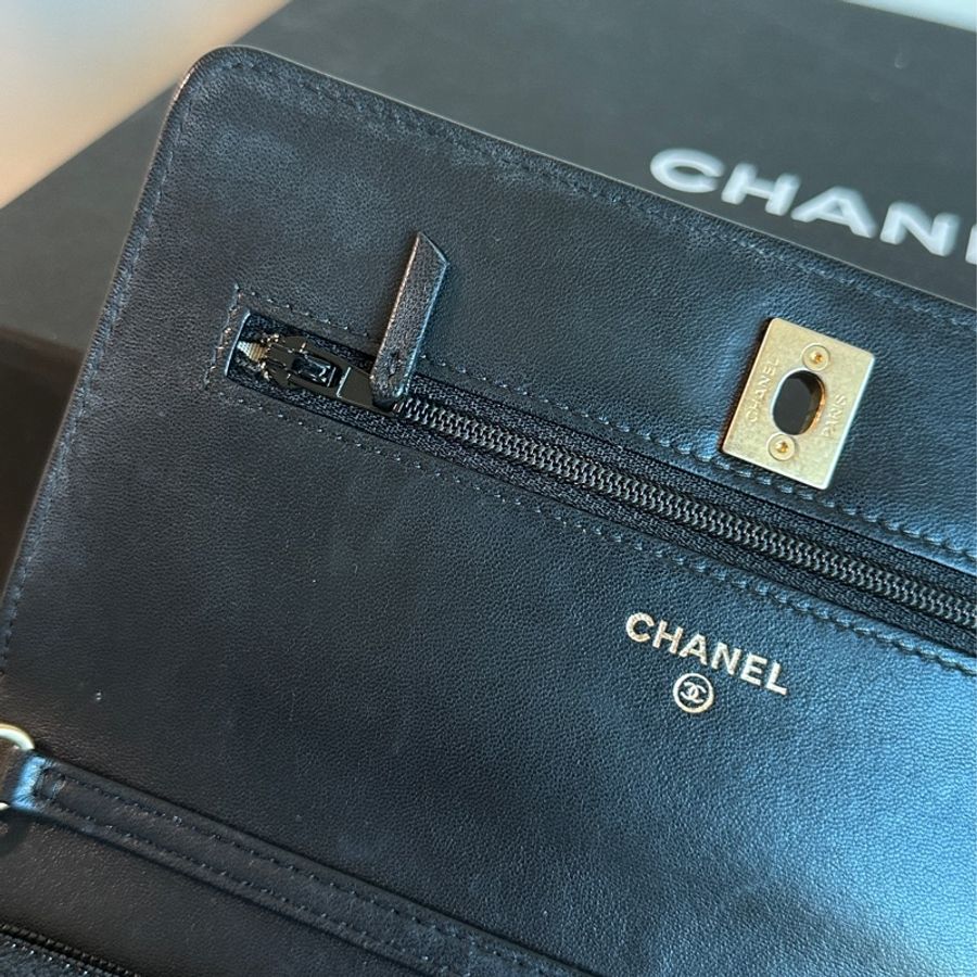Chanel黑金金球Woc肩帶🉑調🉑肩背 99新閒置✨配件齊全-21
