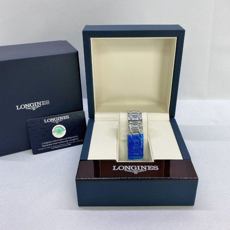 LONGINES 全新PrimaLuna新月系列腕錶-1