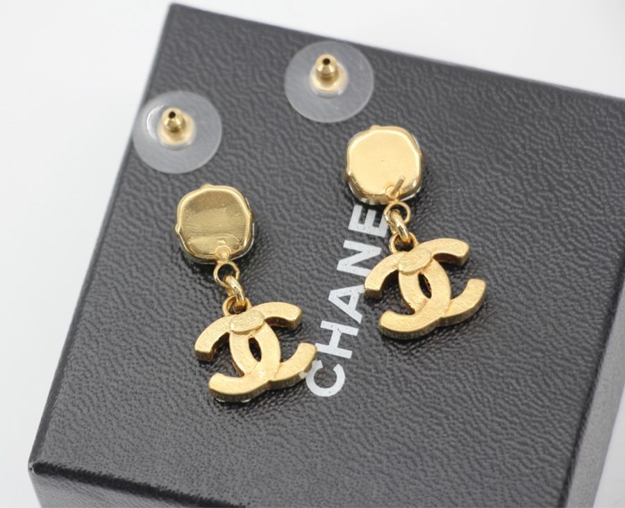 Chanel Vintage 05A水鑽黃色粒粒吊墜耳針-7