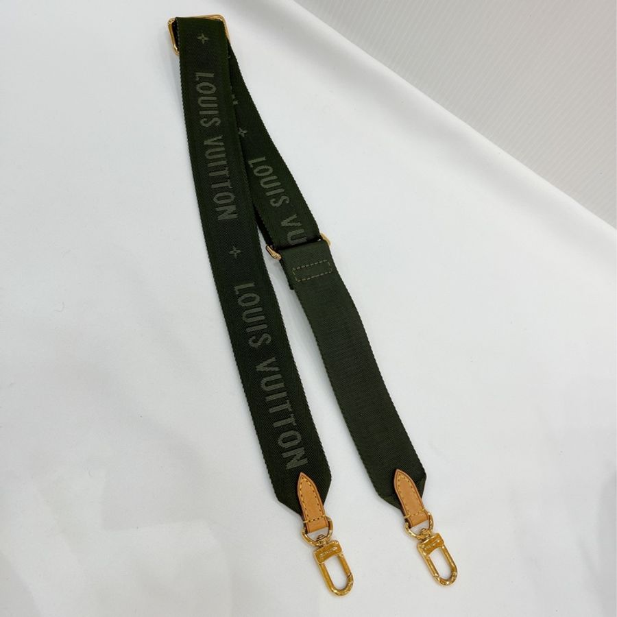 莉亞精品♡LV M44813 五合一 綠 九新美包-22