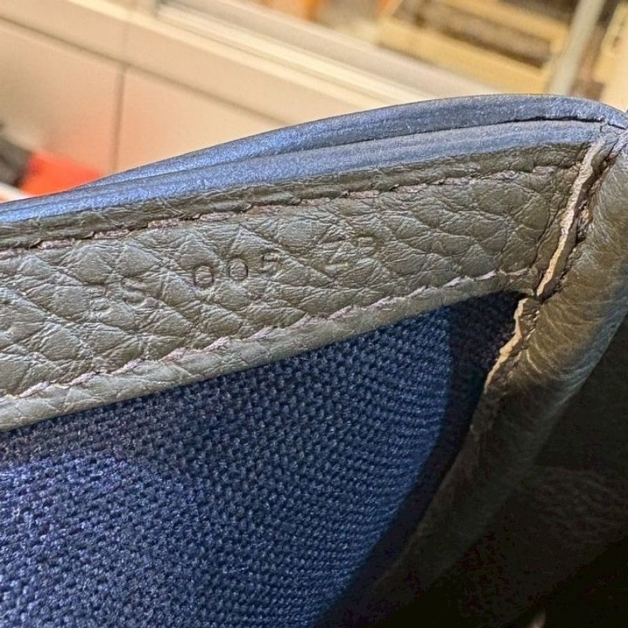 Hermes Steve light 灰綠皮革斜背包-14