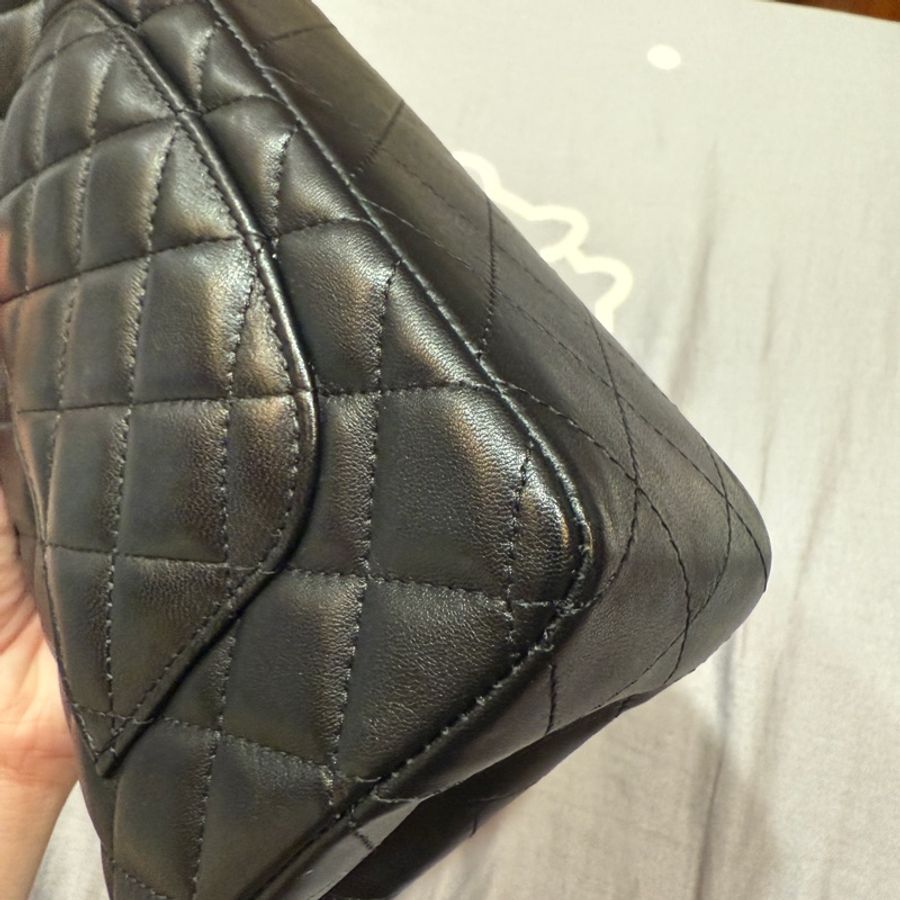 Chanel So black cf20-10