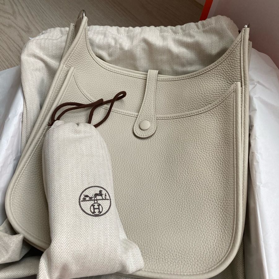 全新 愛馬仕 Evelyne 29 奶昔白 銀扣 Togo皮 伊芙琳 Hermès Evelyne TPM Craie-1