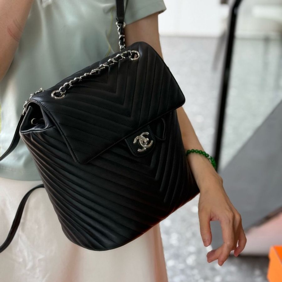 Chanel Chevon backpack-5
